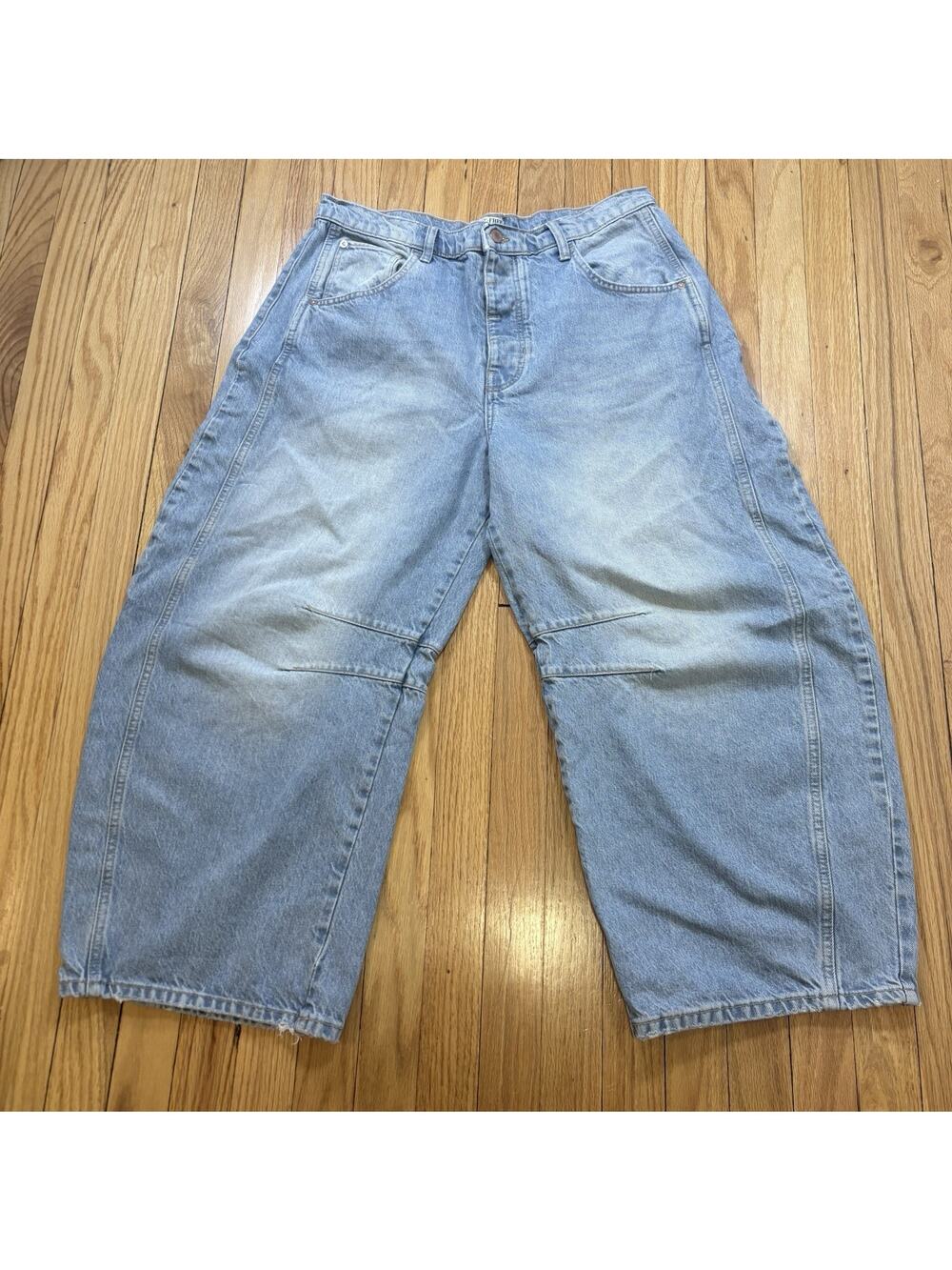 We The Free Good Luck Mid-Rise Barrel Jeans Free People Light Wash Denim Size 32